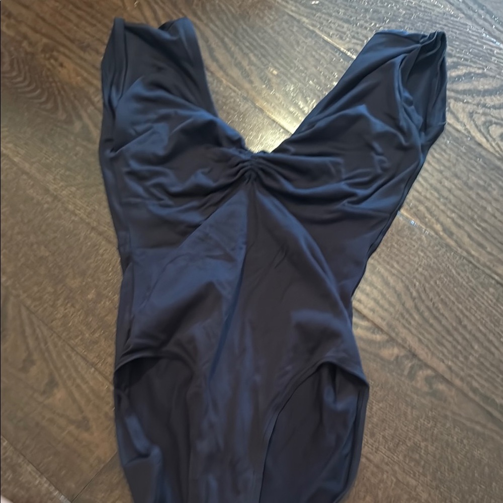 Gaynor Minden Black cap sleeve leotard